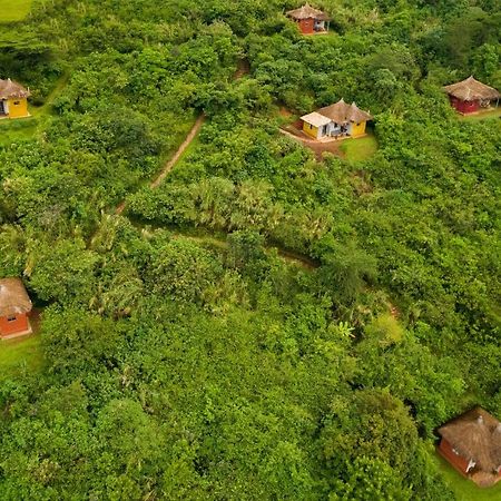 Kibale National Park Isunga Lodge מראה חיצוני תמונה