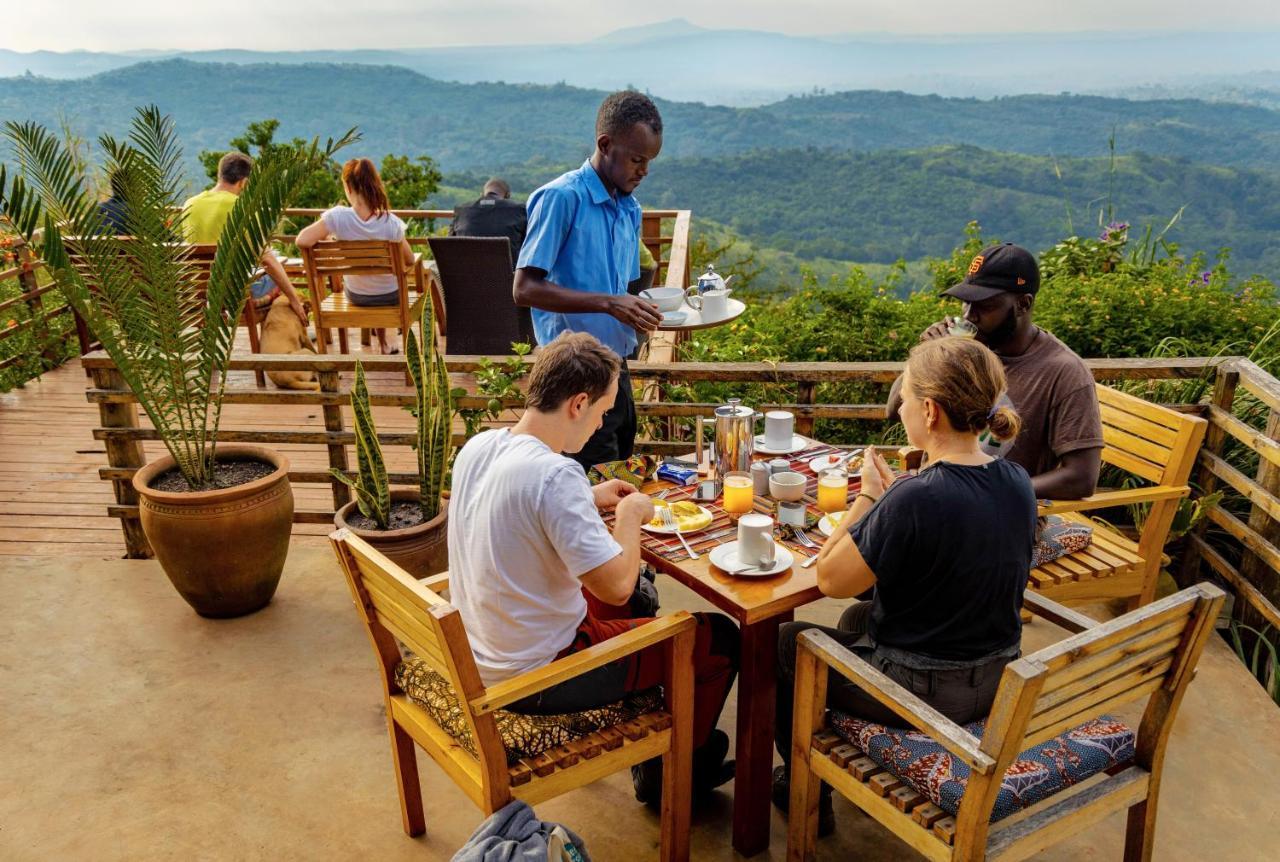 Kibale National Park Isunga Lodge מראה חיצוני תמונה