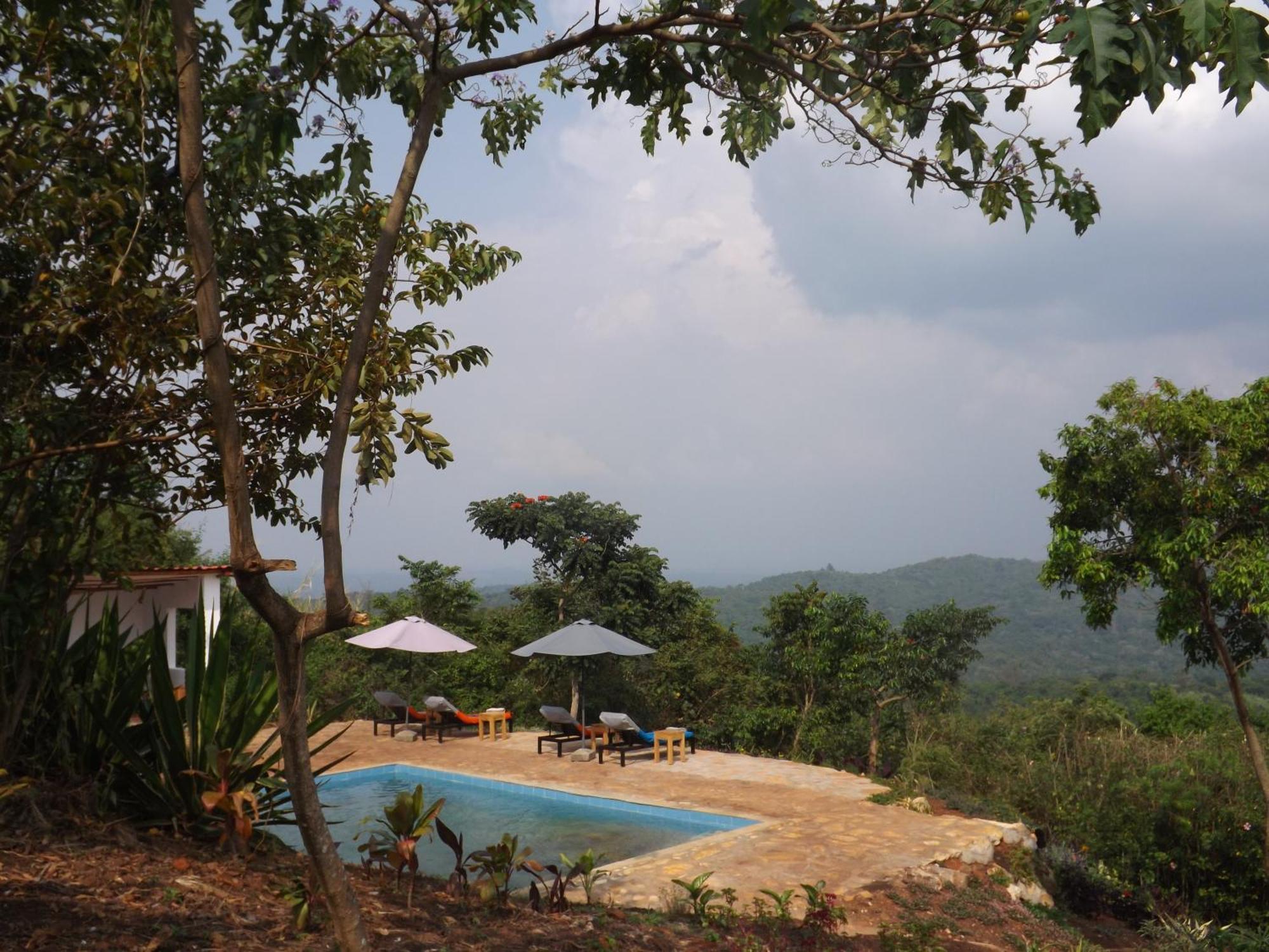 Kibale National Park Isunga Lodge מראה חיצוני תמונה
