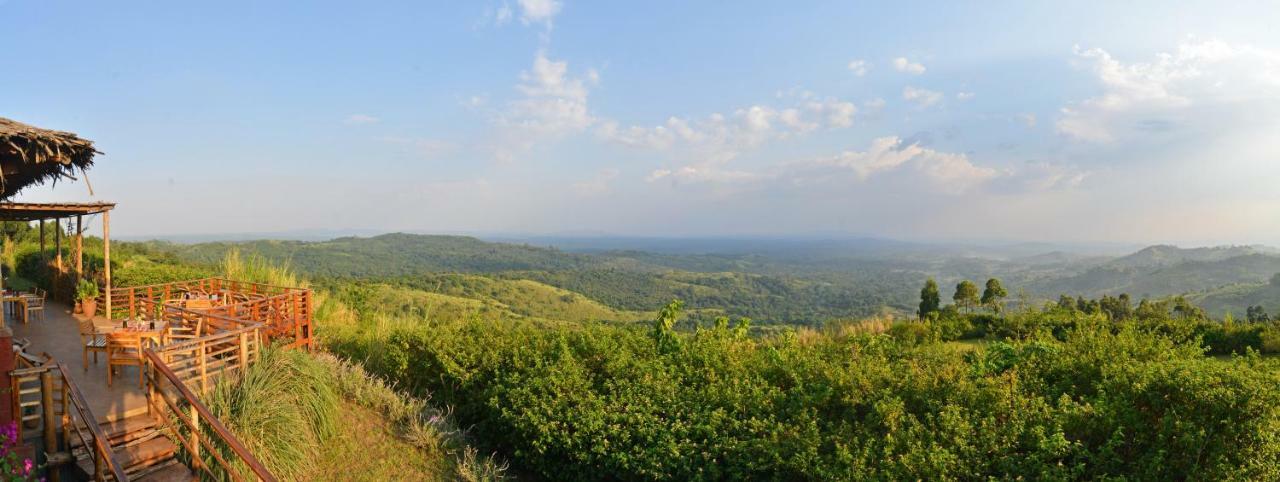 Kibale National Park Isunga Lodge מראה חיצוני תמונה