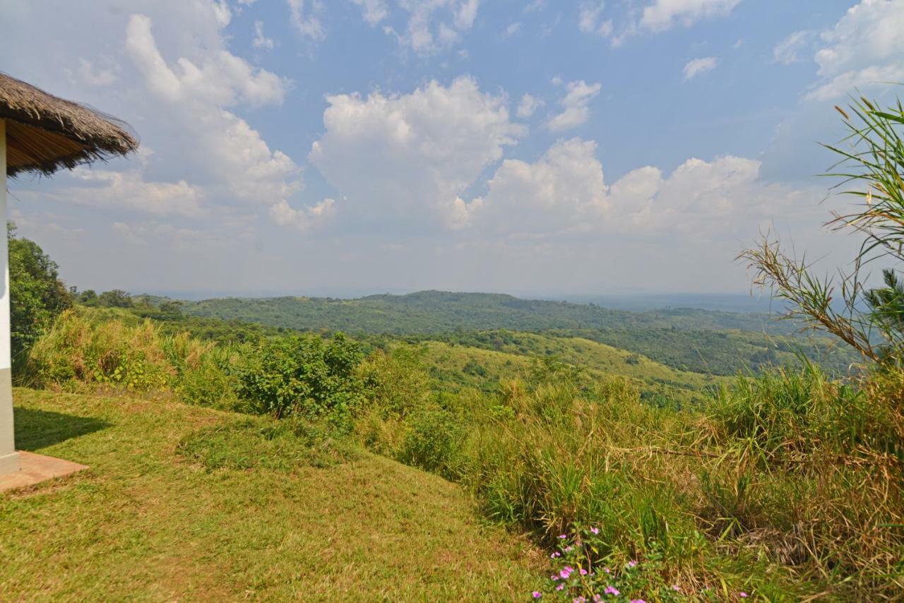 Kibale National Park Isunga Lodge מראה חיצוני תמונה