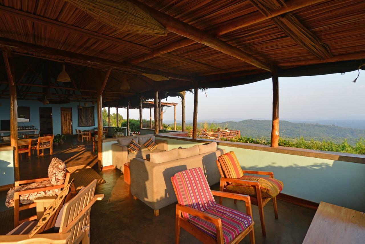 Kibale National Park Isunga Lodge מראה חיצוני תמונה